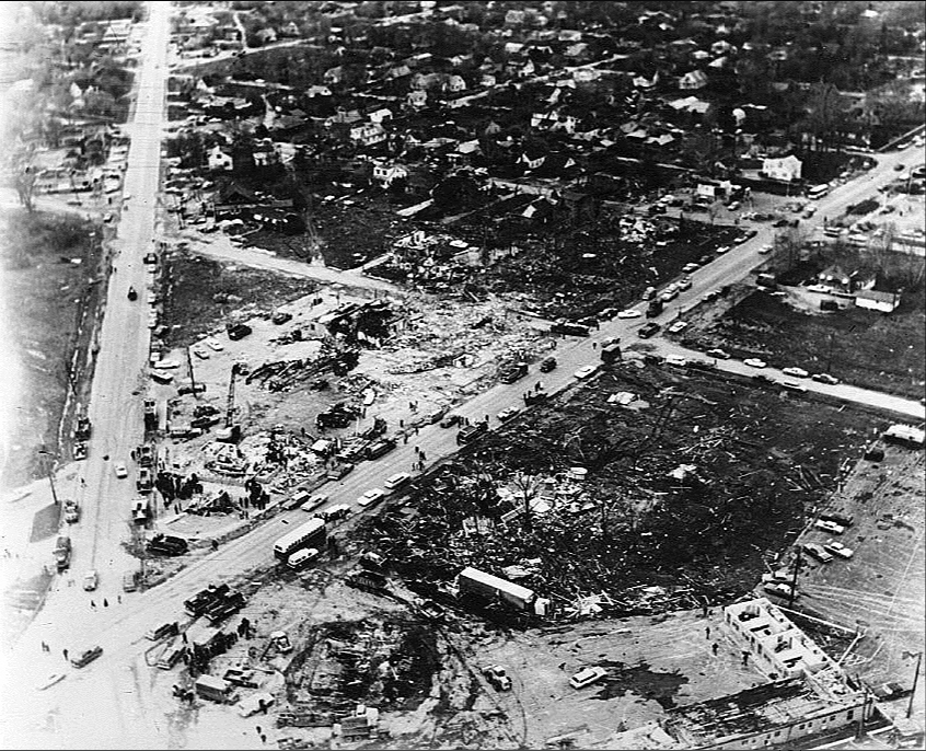 Photo courtesy of Oak Lawn Public Library.  Intersection of 95th St and Southwest Highway