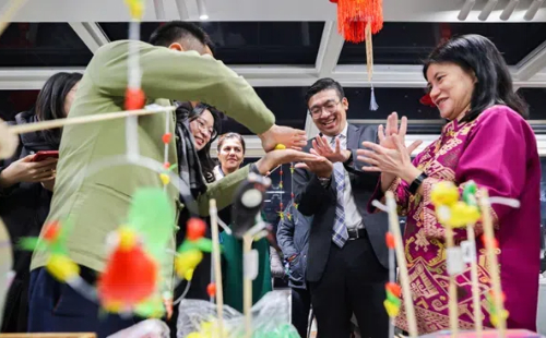 ASEAN delegates discover Ningbo