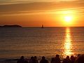 Zonsondergang op het strand bij Café del Mar