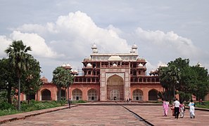 Akbar sírtömbje, Agra