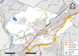 Carte en couleur présentant le réseau hydrographique de la commune