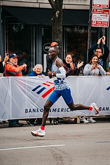 Kelvin Kiptum 2023 Chicago Marathon.jpg