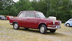 BMW 700