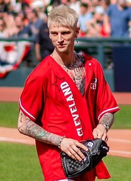 Machine Gun Kelly, 2019