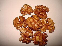 Walnuts as a snack