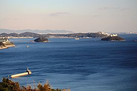 西浦半島にある西浦温泉と三河湾に浮かぶ前島と沖島