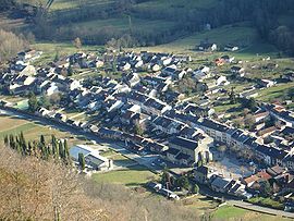 Saurat seen from above