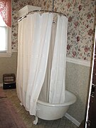 Bathtub curtain