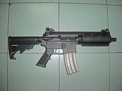 Bushmaster Carbon-15 SBR (cano mais curto)