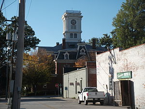 Walton County courthouse in Monroe