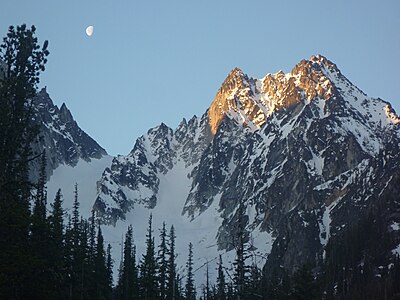 Previous picture of Colchuck Glacier from May 2015