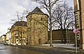 Dicker Turm und historische Stadtmauer