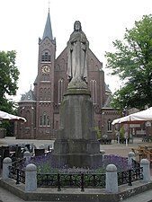 Standbeeld voor Sint Martinus Kerk, Sint-Oedenrode