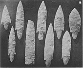 Arrowheads from Narmer's tomb, Petrie 1905, Royal Tombs II, pl. IV.14. According to Dreyer,[33] these arrowheads are probably from the tomb of Djer, where similar arrowheads were found.[79]