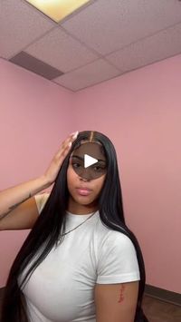 609K views · 119K reactions | Watch me fake a leave out quick weave! This was my first time and I was panicking but I did a good job ✨
Please ignore my focused face🤣
.
#mountvernonhairstylist #nychairstylist #miamihairstylist #houstonhairstylist #atlantahairstylist #quickweave #explorepage #lashextensions #lacewigs | Beajah Renee