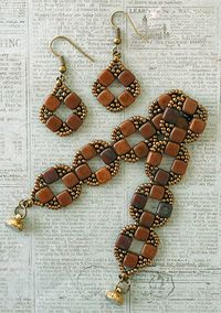 Linda's Crafty Inspirations: Bracelet of the Day: Coin Bands - Caramel