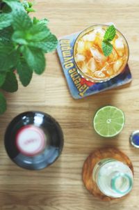 Cocktail Friday: Pimms + Ginger Beer — Set the Table Photography