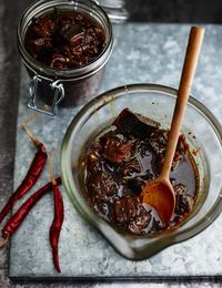 Sri Lankan aubergine chutney