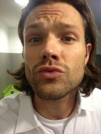 Jared Padalecki @jarpad  ·  Sep 20 this is a kiss for YOU. From ME. Because YOU ROCK!!!!