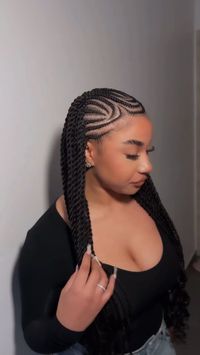 Follow for similar pins (protective hairstyles). Check link for details on hair used. Fulani boho braids | Fulani knotless braids | fulani braids hairstyles