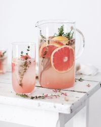 Grapefruit and Thyme Mocktail #thyme #grapefruit