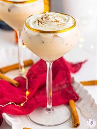 Made with Rumchata, Kahlua, and Fireball, this Cinnamon Roll Cocktail has all of the best flavors of the holiday season in one drink. Decadent, creamy, and so festive! 