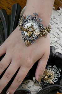 Hey, I found this really awesome Etsy listing at https://www.etsy.com/listing/104865027/steampunk-bracelet-for-a-queen-bee