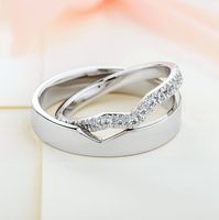 Wunderschöne passende Eheringe mit Diamanten in ihrem Ring. - Etsy.de