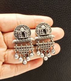 Beautiful Tajmahal Handmade Oxidised Earrings. Traditional Earrings. Silver Plated Earrings. Indian Earrings. Material- Brass. Closure - Push Back. Pretty Jewellery Silver, Navratri Ideas, Capsule Wardrobe Jewelry, Gold Earrings Indian, Oxidised Earrings, Diy Fabric Jewellery, Junk Jewelry, Indian Jewellery Design Earrings, Earrings Indian