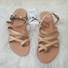 Tan Zara Sandals Size 35 New Conditions Summer Toe Ring Sandals With Adjustable Ankle Strap, Spring Vacation Toe Ring Sandals With Adjustable Strap, Brown Toe Ring Sandals For Spring, Casual Toe Ring Sandals With Adjustable Strap, Casual Strappy Toe Ring Sandals For Summer, Chic Strappy Toe Ring Sandals For Beach, Summer Toe Ring Sandals With Adjustable Strap, Casual Ankle Strap Toe Ring Sandals For Summer, Casual Summer Toe Ring Sandals With Ankle Strap