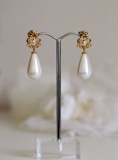 Gold Bridal Earrings Pearl Bridal Jewelry by DreamIslandJewellery Luxury Yellow Gold Pearl Bridal Earrings, Gold-plated Pearl Drop Bridal Earrings For Wedding, Luxury Gold-plated Pearl Drop Bridal Earrings, 14k Gold-filled Pearl Drop Bridal Earrings, Luxury Pearl Drop Gold-tone Earrings, Pearl Earrings Wedding, Pearl Bridal Jewelry, Gold Bridal Earrings, Jewelry Post