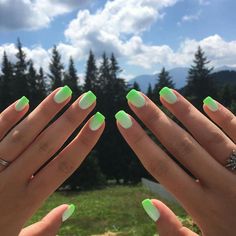 Green Beach Nails, Square Nails Green, Green Nails Summer, Biab Nails, Ideas Uñas, Summer Gel Nails, Green Beach, Pink Cupcakes