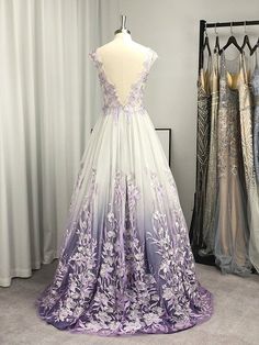 A-Line/Princess V-neck Tulle Applique Sleeveless Floor-Length Dresses — Bridelily Tulle Applique, Backless Evening Dress, Floor Length Prom Dresses, Backless Prom Dresses, Formal Party Dress, Lavender Wedding, Fantasy Dress, Sporty Chic, Floor Length Dresses