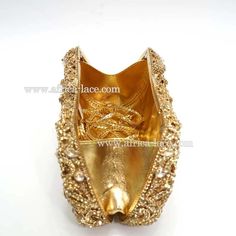 100% handmade evening bags. For Women Who Go For Shopping, Dating, Evening Party or Wedding.Manufacturing time 3-5 days, shipping time 3-5 days.  Send us inquiry for wholesale or OEM production. Gold Pouch Bag For Reception, Gold Bag With Gold Embroidery For Reception, Gold Bags With Gold Embroidery For Reception, Gold Embroidered Bag For Reception, Traditional Gold Clutch For Wedding, Gold Pouch Evening Bag For Reception, Gold Bags With Rhinestones As A Gift, Luxury Gold Bag With Gold Embroidery, Gold Bags With Rhinestones For Gift