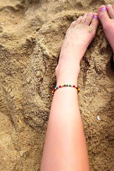 A tropical/beachy anklet perfect for wearing to the beach. The anklet is adjustable by 1 inch. Beachy Anklets, State College Pa, State College, Anklet Jewelry, Body Jewelry, Anklets, 1 Inch, The Beach, Ships