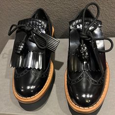 New No Box Leather Wingtip Oxford Loafer Super Luxe A Bit Of Platform Narrow In My Opinion True To Size It’s A Size Five! Won’t Fit 5.5 Or Above. 2024 Clothes, Oxford Wedges, Bohemian Jewels, Studded Ballet Flats, Black Suede Flats, Creepers Shoes, Wedge Shoe, Creative Shoes, Oxford Boots