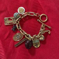 Absolutely Gorgeous & Super Cute Vintage Juicy Couture Charm Bracelet! Bracelet Does Have Some Wear Resembling Tarnish On Some Of The Gold Charms So Please See All Pics & Ask Questions Before Purchasing. Juicy Couture Charms Bracelet, Vintage Juicy Couture, Juicy Couture Charms, Juicy Couture Jewelry, Gold Charms, Couture Jewelry, Jewelry Vintage, Gold Charm, Womens Jewelry Bracelets