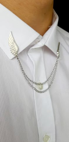 Shirt Collar Pin Angel Wing chain length 12cm  Shirt collar pin is the choice of stylish gentlemen who want to capture a different style. You can add a very stylish and different detail to your classic combinations with shirt collar pins that can be used with perforated shirt collars. Neck Accessories For Men, Collar Bar Shirt, Men Wedding Accessories, Shirt Collar Pins, Argentium Silver Jewelry, Accessories Man, Angel Wings Design, Butterfly Project, Bar Shirt