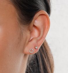 A classic pair of stud earrings embezzled with diamonds. Made to sparkle all night, wear them solo for a super cute look or stack with other favorites for a funky look. Made to mix and match with the rest of your earring collection. We love how versatile these lovely studs are. Ear Threader, Simple Diamonds, Earring Collection, Circle Diamond, Circle Studs, Night Wear, Diamond Stud Earrings, Diamond Stud, Bezel Diamond