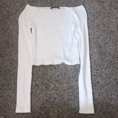 Never Worn, Very Cute! White Stretch Long Sleeve Top For Summer, Trendy White Fitted Top, Trendy Fitted White Top, Casual Fitted Long Sleeve Top For Summer, White Fitted Long Sleeve Top For Summer, Fitted White Long Sleeve Top For Summer, Basic White Tops For Day Out, Stretch Long Sleeve Tops For Day Out, Basic Fitted Long Sleeve Top For Spring