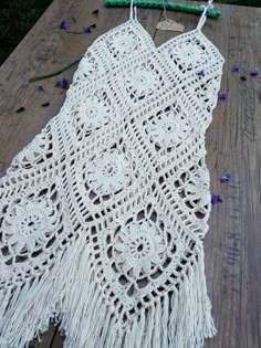 Roll Bath Towels, How To Roll Bath Towels, Crochet Wedding Dress Pattern, Crochet Wedding Dress, Diy Crochet Top, Boho Festival Outfit, Crochet Rose Pattern, Crochet Wedding Dresses, How To Roll