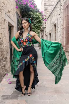 This exquisite Mexican Shawl pairs perfectly with your favorite dress or formal outfit.  The bright colors and braided design reflects the traditional Mexican Culture. Each Shawl is made on a loom and the design is completely hand braided. Dimensions: 26.5" wide, 109" length More styles available here: https://www.etsy.com/es/shop/SoleiEthnic?ref=seller-platform-mcnav&section_id=25348614 Ancient Mexican Clothing, Mexican Night Outfit, Mexican Festival Outfit, Mexican Clothes Women, Mexican Style Outfits, Mexican Party Outfit, Mexican Theme Party Outfit, Mexican Photoshoot, Mexican Theme Dresses