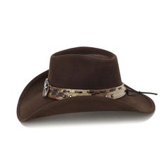 The ARIZONA Hat is designed to provide you with a classic cowboy look. Crafted from wool felt and genuine leather, it features a unique snakeskin pattern and mini studs. The longhorn and star buckle completes the classic aesthetic, with a 4 inch brim to protect you from the sun. No matter the occasion, the ARIZONA Hat from the Stampede Collection gives you a timeless style. Winter Leather Felt Hat For Western-themed Events, Adjustable Fur Felt Hat Band For Rodeo, Western Brown Fur Felt Hat, Country Style Brown Hat Bands For Winter, Adjustable Leather Felt Hat For Western-themed Events, Adjustable Western Leather Felt Hat, Adjustable Leather Western Felt Hat, Western Style Brown Fur Felt Hat Bands, Western Brown Fur Felt Hat Bands