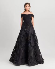 Off-The-shoulders Tulle Gown Formal A-line Tulle Ball Gown, Formal Ball Gown With Tulle Skirt, A-line Tulle Gown For Gala, Formal Ball Gown Dresses With Tulle Skirt, Formal Tulle Ball Gown Dresses, Tulle A-line Gown For Gala, Evening A-line Tulle Gown, Off-shoulder Tulle Dresses For Gala, Evening Ball Gown With Tulle Skirt