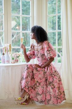 The Queen Bee Day Dress – Selkie Southern Garden Party, 20th Century Painters, Puffy Sleeve Dress, Disney Moments, Spring Afternoon, Silk Dressing Gown, Corset Skirt, Bee Day, Puff Dress