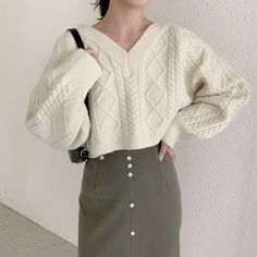 Product information: Material: Acrylic Style: simple and stylish Features:Twist Colour: white, gray Size Information: 40cm＜Length≤50cm Packing list: Sweater*1 Knit Outerwear, Winter Pullover, Bat Sleeve, Knitting Women Sweater, Loose Sweater, Sweater Women, Stylish Fashion, White Sweaters, Sweater Fashion