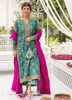 Long Shirt Dress Party Wear Pakistani, Designer Gharara, Brides Mom, Pakistani Formal Dresses, Dark Cyan, Velvet Dress Designs, Pakistani Dresses Casual, Pakistani Fancy Dresses, Pakistani Fashion Party Wear