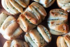 a close up of some breads on a table