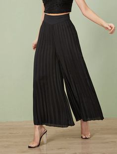 High Waist Pleated Wide Leg Pants. Color: Black Pleated Wide Leg Pants, Stile Hijab, Casual Wide Leg Pants, Pantalon Large, Pleated Pants, Type Of Pants, 가을 패션, Looks Style, Bottom Clothes