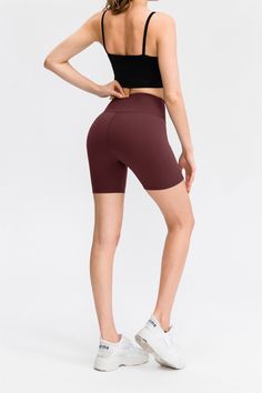 77% Nylon. 23% Spandex Soft. comfortable and skin friendly 4-way stretch. breathable and sweat-wicking Squat-proof High waisted design Featuring a back waistband pocket for storing your essentials Perfect for both sports activities and daily life Lantern Sleeve Sweater, Corset Midi Dress, Black Brick, Strapless Bandeau, Corset Mini Dress, Beautiful Figure, Long Sleeve Sweater Dress, Squat Proof, Ribbed Knit Sweater